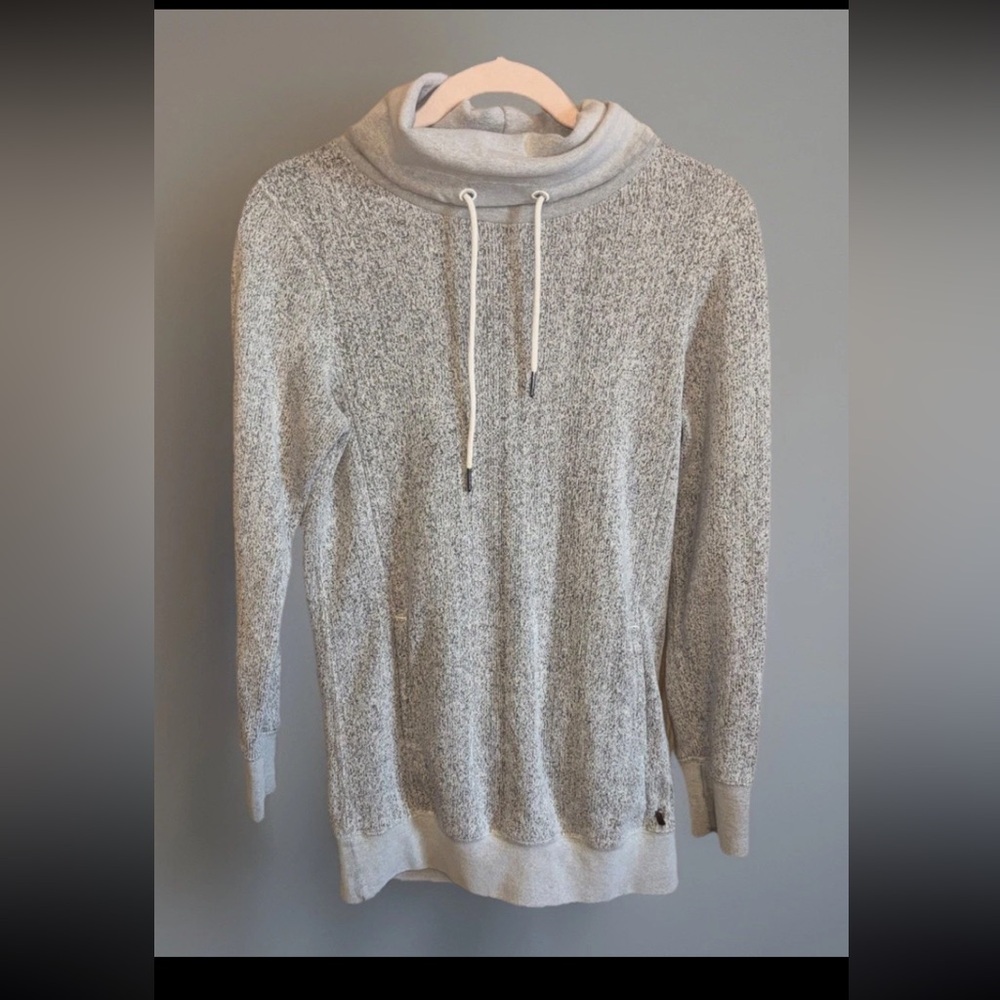 Roots Canada Women’s Xs Cowl Neck  Sweatshirt Gray